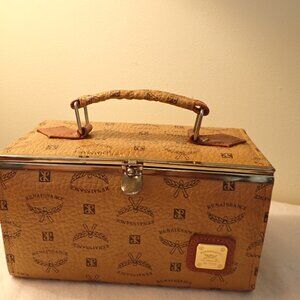 Vintage Renaissance Box Purse Bag with Mirror Made in Korea
